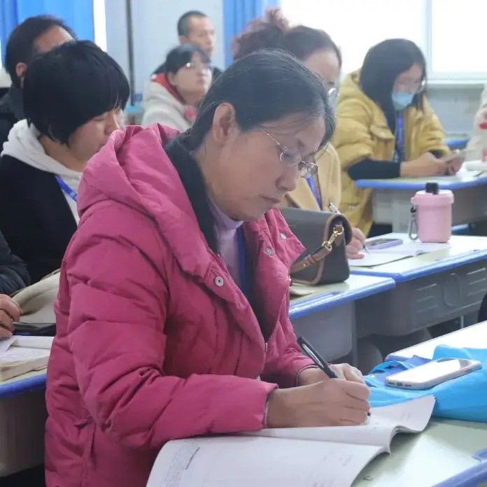 2024届高考情景化命题趋势分析暨高三提质增分策略研讨会在衡水十三中举行-第34张图片-四季读书网