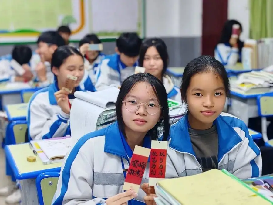 拼搏百日显风采 圆梦中考创辉煌——光坡镇中学举行2024届中考百日誓师大会-第43张图片-四季读书网