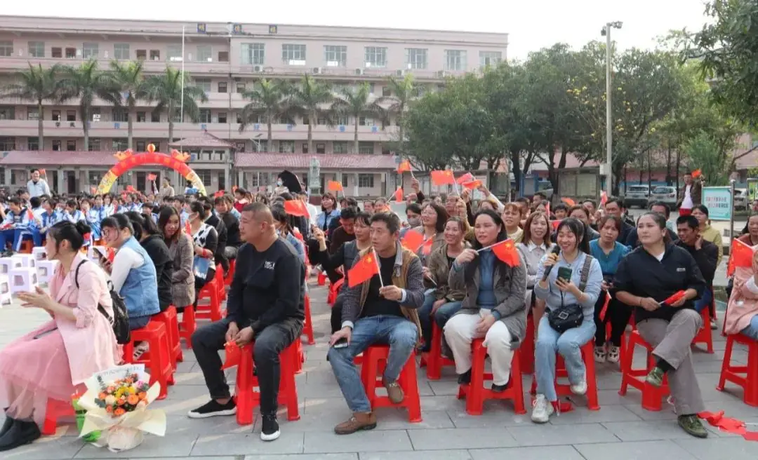 拼搏百日显风采 圆梦中考创辉煌——光坡镇中学举行2024届中考百日誓师大会-第39张图片-四季读书网
