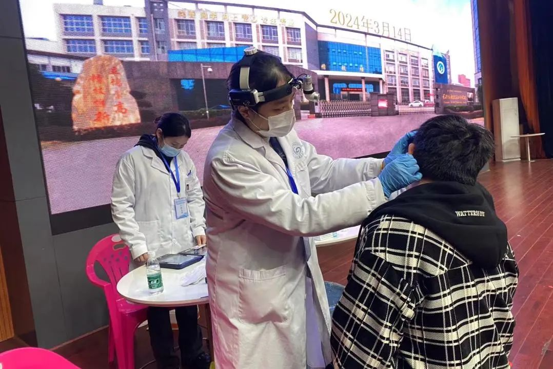 “筑梦高考 健康护航”-湖南航天医院圆满完成2024年湘江新区高考体检工作-第8张图片-四季读书网
