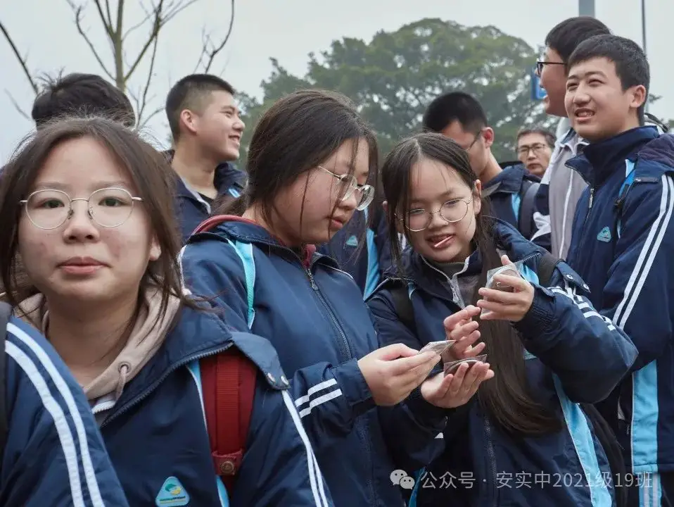 沧海登峰砺意志,中考逐梦展风华——沧海中队大罗山远足暨中考百日誓师活动小记 第27张 沧海登峰砺意志,中考逐梦展风华——沧海中队大罗山远足暨中考百日誓师活动小记 第27张