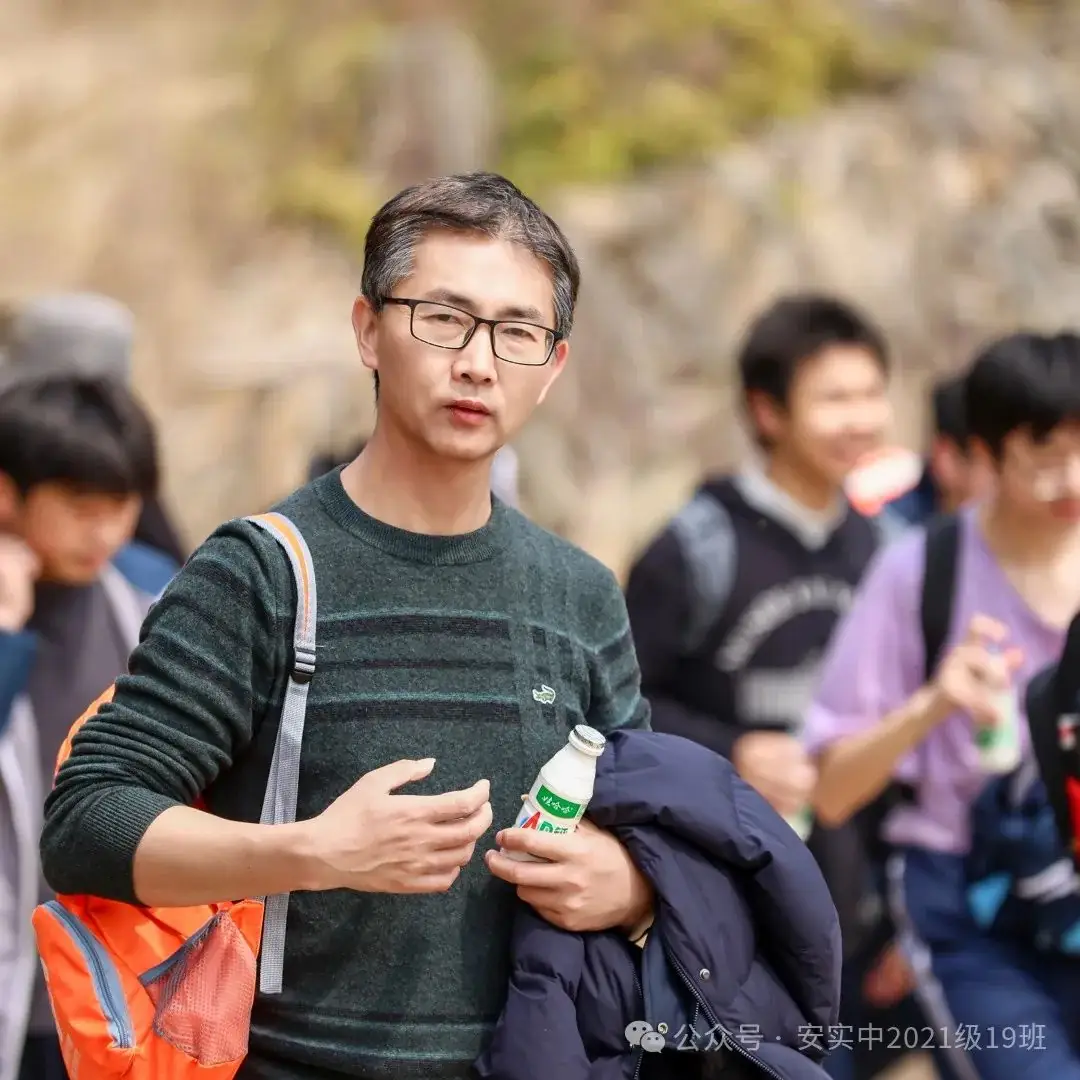 沧海登峰砺意志,中考逐梦展风华——沧海中队大罗山远足暨中考百日誓师活动小记 第59张 沧海登峰砺意志,中考逐梦展风华——沧海中队大罗山远足暨中考百日誓师活动小记 第59张