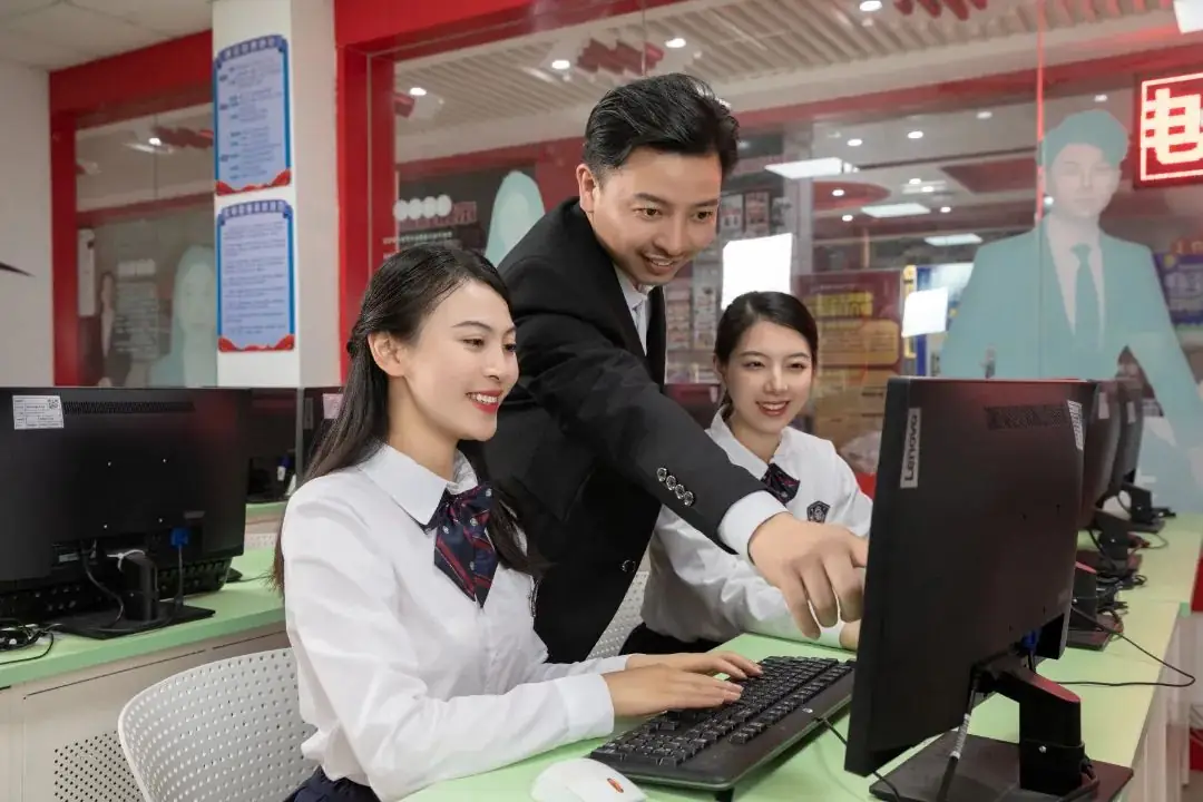 中考升学精准规划:选对职校 中考双保险-第4张图片-四季读书网