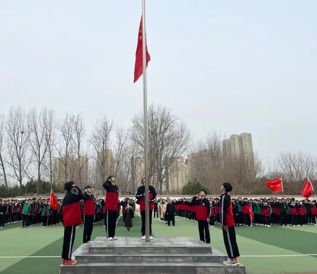 决战中考誓师日 逐梦未来金榜时 ——濮阳市华龙区华美学校举行2024届中考百日冲刺誓师大会-第10张图片-四季读书网 决战中考誓师日 逐梦未来金榜时 ——濮阳市华龙区华美学校举行2024届中考百日冲刺誓师大会-第10张图片-四季读书网