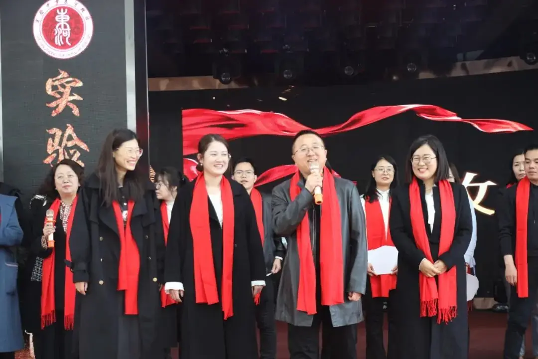 “热辣滚烫”迎中考,“龙马精神”战百日|呼市实验东河-第23张图片-四季读书网