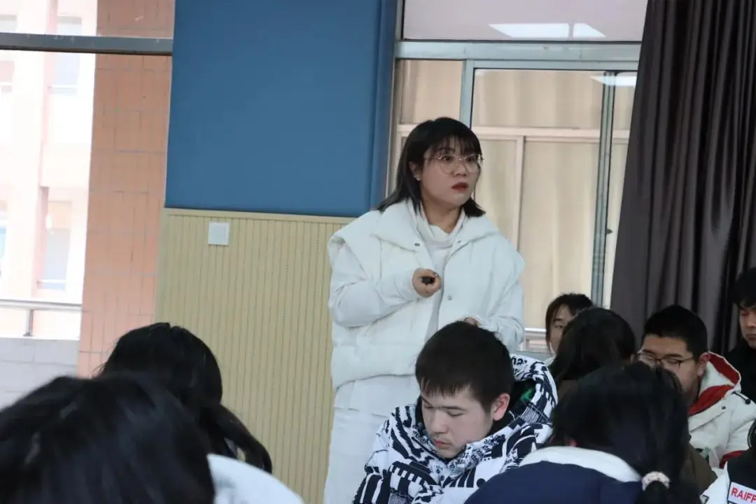 尽心尽责备中考  全力以赴创新高——南通市天生港学校承办2024年市直初中中考数学第一轮分层复习研讨活动-第12张图片-四季读书网