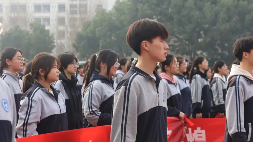邓州市致远学校隆重举行2024届中考百日冲刺誓师大会 第4张 邓州市致远学校隆重举行2024届中考百日冲刺誓师大会 第4张