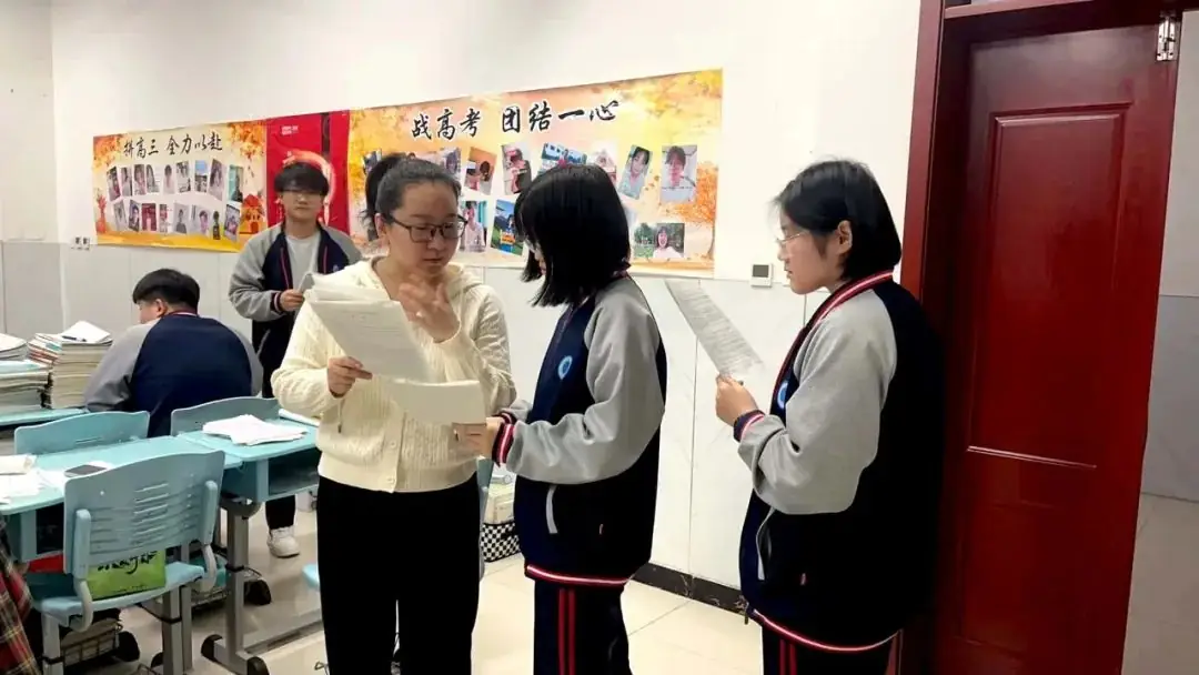 【高考备考】每一个拼搏的你都闪闪发光——多图直击一中高三学子备考真实状态!-第36张图片-四季读书网