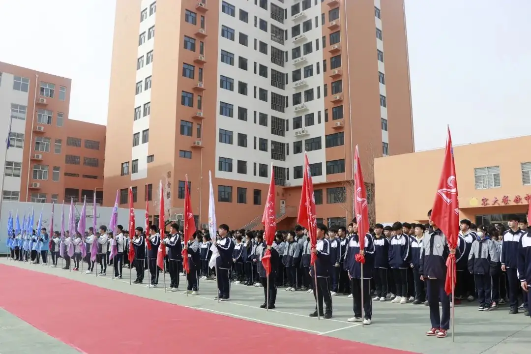 【2024高考备战】同心筑梦战高考,奋楫远航誓凯旋——我校2021级誓师大会纪实-第6张图片-四季读书网