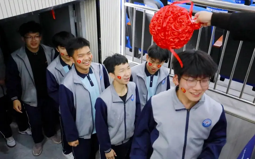 中考百日誓师 | 少年应有鸿鹄志,当骑骏马踏平川!-第8张图片-四季读书网 中考百日誓师 | 少年应有鸿鹄志,当骑骏马踏平川!-第8张图片-四季读书网