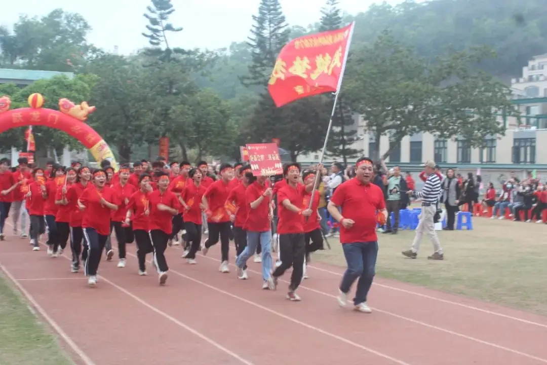 决胜中考 ,赢战未来-第22张图片-四季读书网