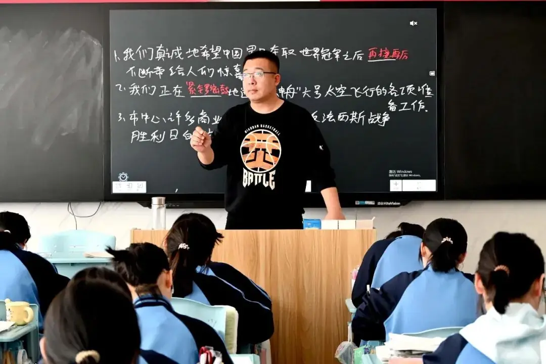 【高考备考】每一个拼搏的你都闪闪发光——多图直击一中高三学子备考真实状态!-第14张图片-四季读书网