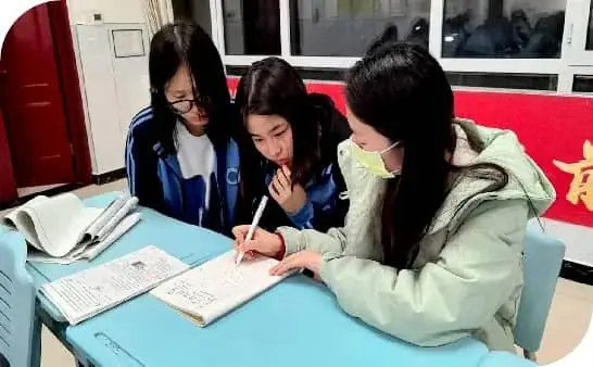 【高考备考】每一个拼搏的你都闪闪发光——多图直击一中高三学子备考真实状态!-第59张图片-四季读书网