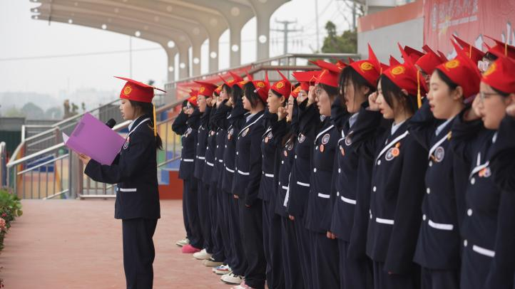 十八岁乘风破浪勇担当 八十天圆梦高考谱新篇——湖北荆门外语学校举行2024届十八岁成人礼暨高考八十天誓师大会 第36张 十八岁乘风破浪勇担当 八十天圆梦高考谱新篇——湖北荆门外语学校举行2024届十八岁成人礼暨高考八十天誓师大会 第36张