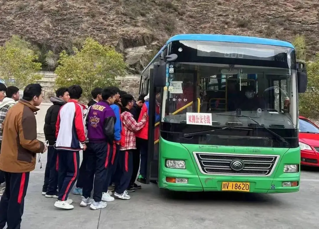 助力高考 为梦护航 | 丹巴高级中学高考体检顺利完成-第3张图片-四季读书网