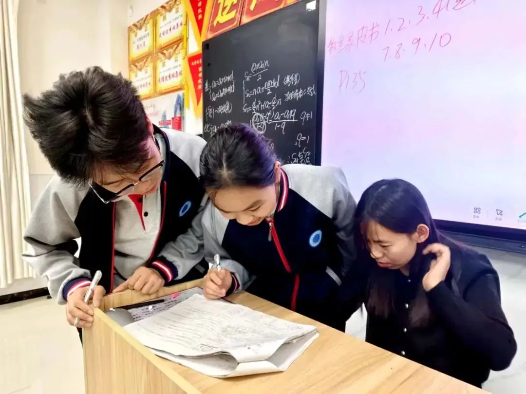 【高考备考】每一个拼搏的你都闪闪发光——多图直击一中高三学子备考真实状态!-第41张图片-四季读书网