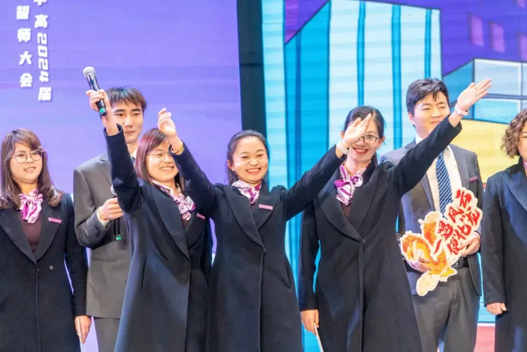 十八志,战高考 | 云南师范大学实验中学高2024届十八岁成人礼暨高考誓师大会-第72张图片-四季读书网