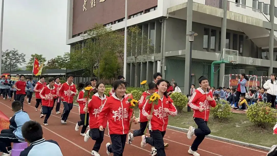 奋战百日赢中考 园艺振翅铸辉煌——南宁市园艺路学校2024年中考百日誓师大会-第88张图片-四季读书网