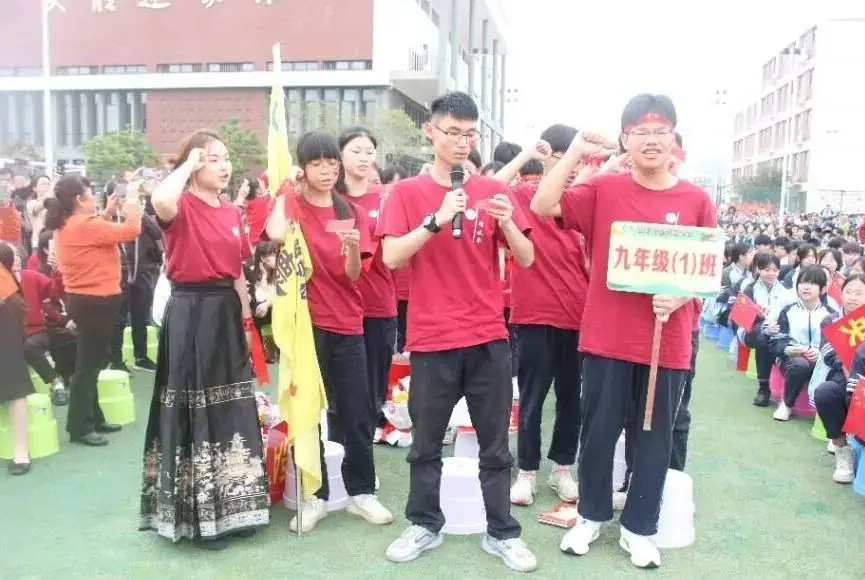 奋战百日赢中考 园艺振翅铸辉煌——南宁市园艺路学校2024年中考百日誓师大会-第56张图片-四季读书网