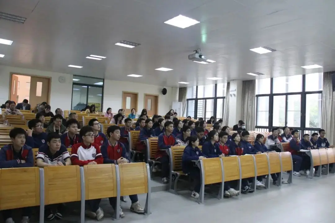 【聚焦高考·共研良策】教育部课程教材研究所专家入校指导暨碧桂园学校高考备考策略研讨会-第87张图片-四季读书网