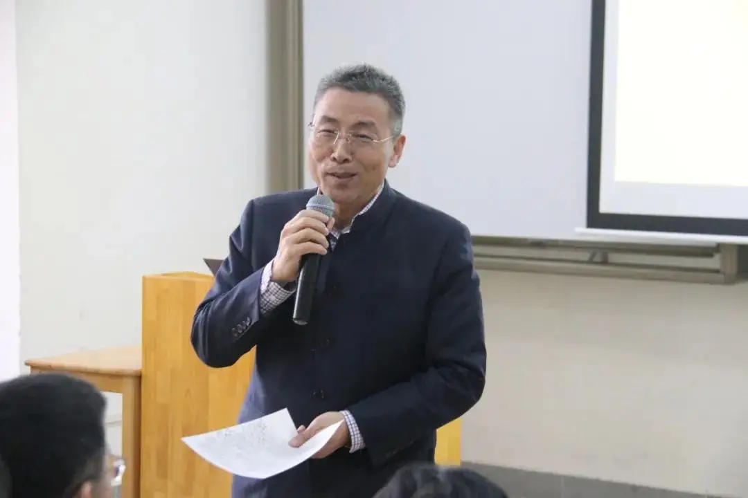 【聚焦高考·共研良策】教育部课程教材研究所专家入校指导暨碧桂园学校高考备考策略研讨会-第91张图片-四季读书网