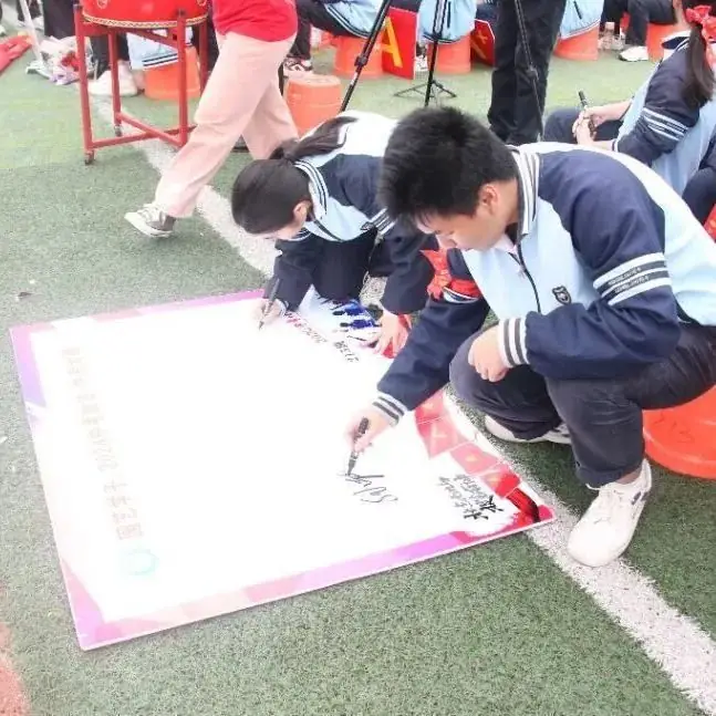 奋战百日赢中考 园艺振翅铸辉煌——南宁市园艺路学校2024年中考百日誓师大会-第95张图片-四季读书网