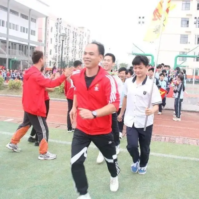 奋战百日赢中考 园艺振翅铸辉煌——南宁市园艺路学校2024年中考百日誓师大会-第18张图片-四季读书网