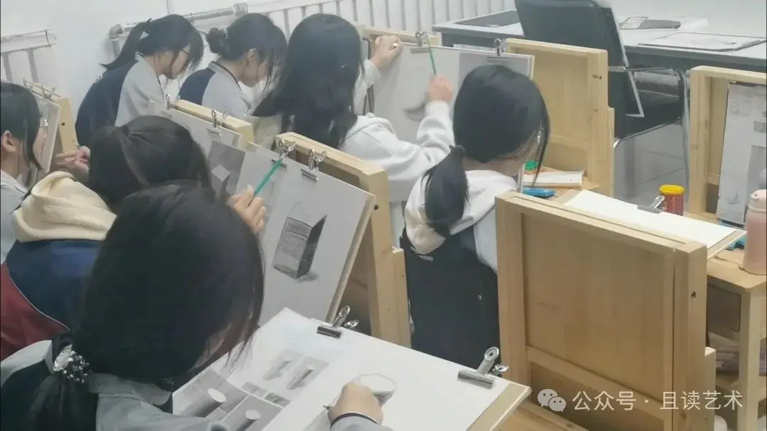 李可染画院青创艺术高考培训中心2024招生简章| 只打有质量的仗!不让任何一个学生做垫脚石!-第28张图片-四季读书网