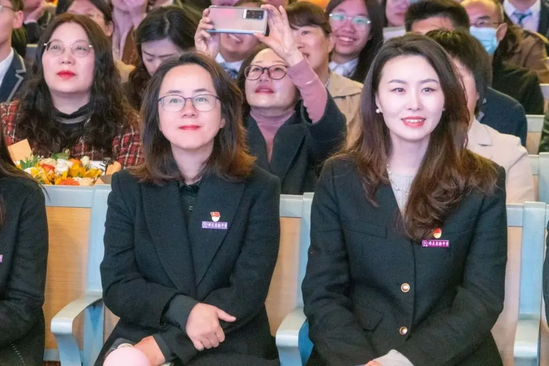 十八志,战高考 | 云南师范大学实验中学高2024届十八岁成人礼暨高考誓师大会-第20张图片-四季读书网
