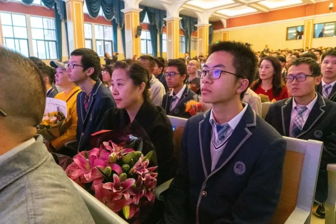十八志,战高考 | 云南师范大学实验中学高2024届十八岁成人礼暨高考誓师大会-第24张图片-四季读书网