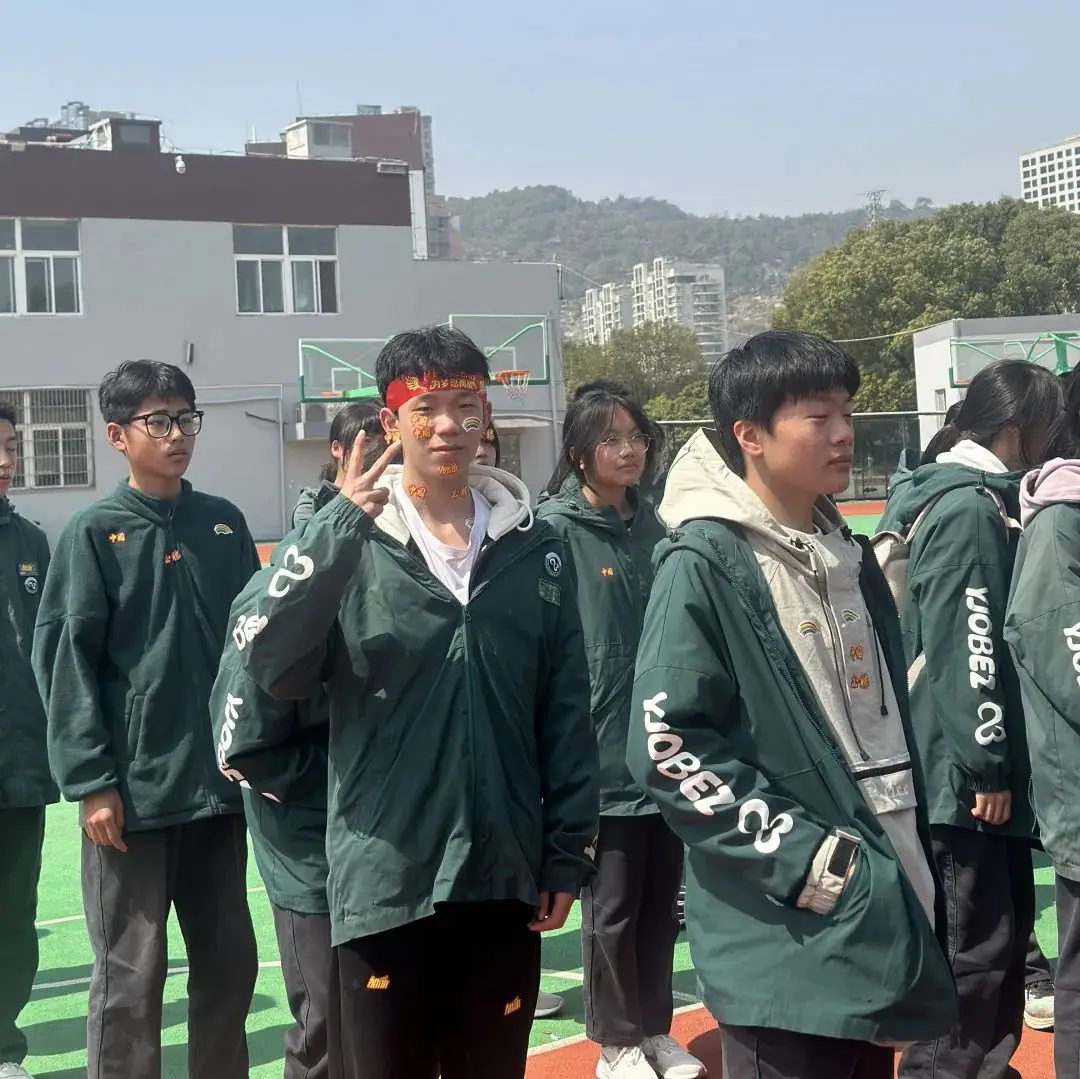 齐心励志行,滚烫向未来——2024迎中考百日系列活动之三-第12张图片-四季读书网 齐心励志行,滚烫向未来——2024迎中考百日系列活动之三-第12张图片-四季读书网
