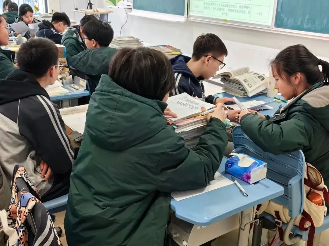 【一实世合】瞄准中考,依标复习——记社会·法治中考复习研讨教研活动-第3张图片-四季读书网