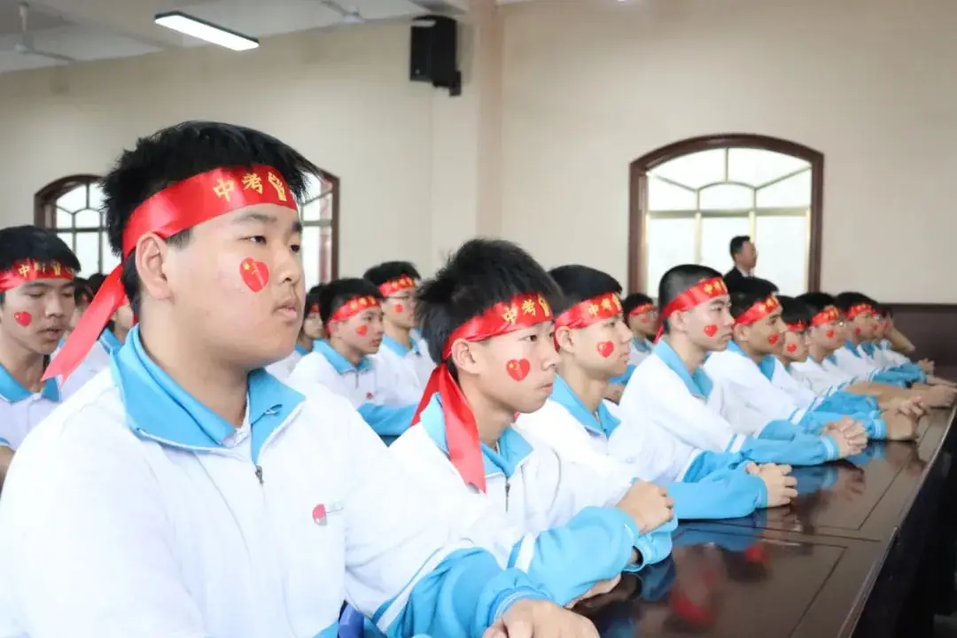 鏖战百日迎中考 踔厉奋发向未来丨博罗长城学校2024届中考百日誓师大会-第37张图片-四季读书网