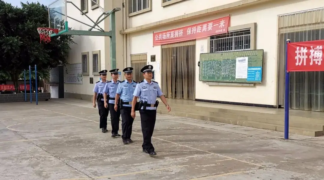 治庸·便民丨护航中考 玉溪的警察蜀黍又上线啦!-第6张图片-四季读书网 治庸·便民丨护航中考 玉溪的警察蜀黍又上线啦!-第6张图片-四季读书网