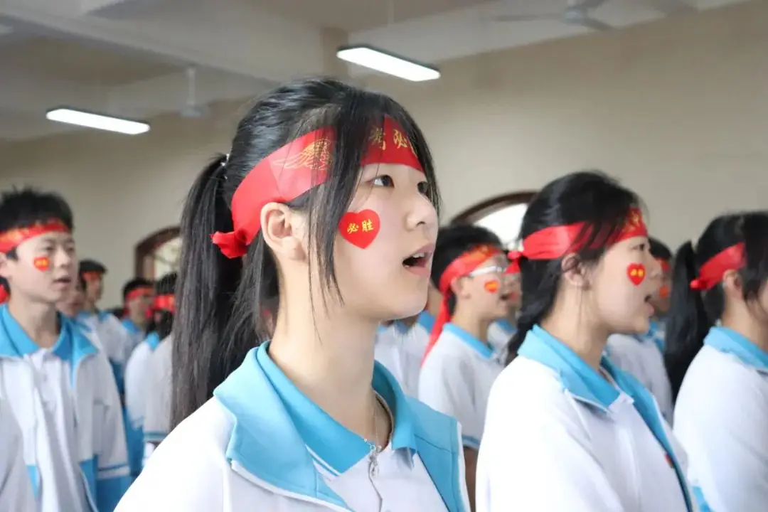 鏖战百日迎中考 踔厉奋发向未来丨博罗长城学校2024届中考百日誓师大会-第16张图片-四季读书网