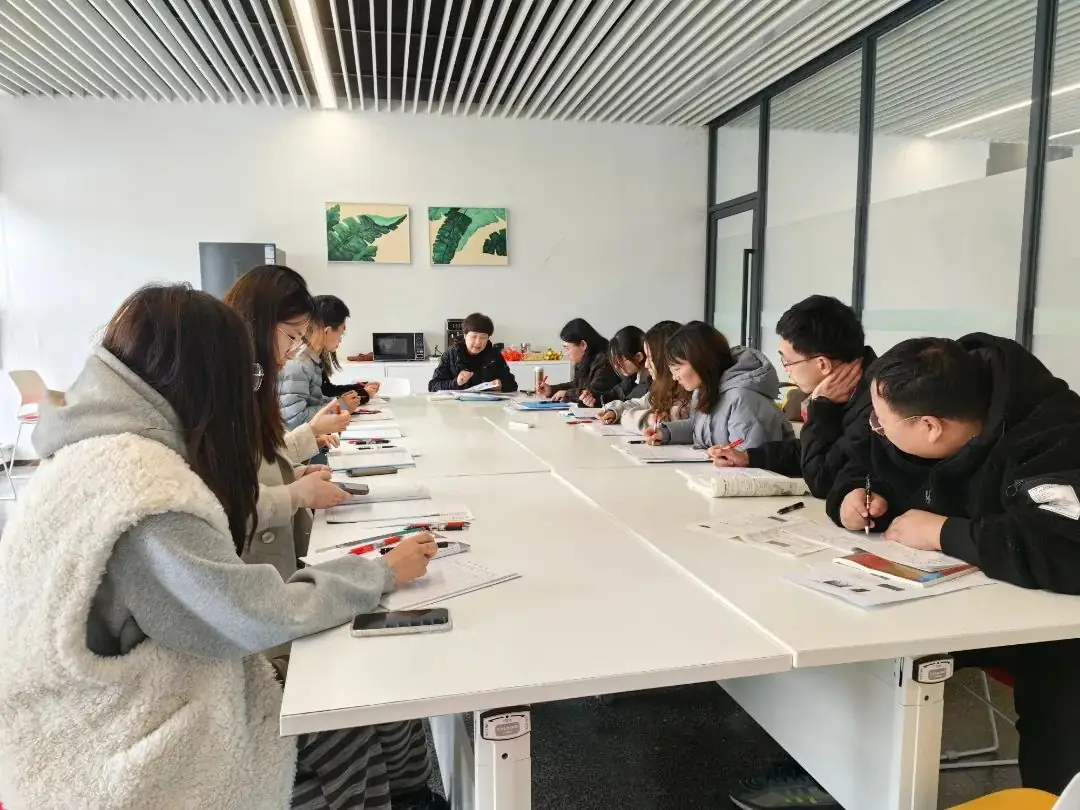 【一实世合】瞄准中考,依标复习——记社会·法治中考复习研讨教研活动-第5张图片-四季读书网