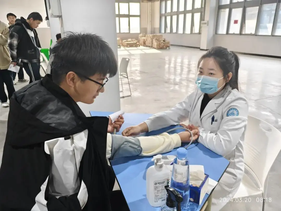 助力高考 为梦护航|菏泽市城建技工学校高考体检工作圆满完成-第4张图片-四季读书网