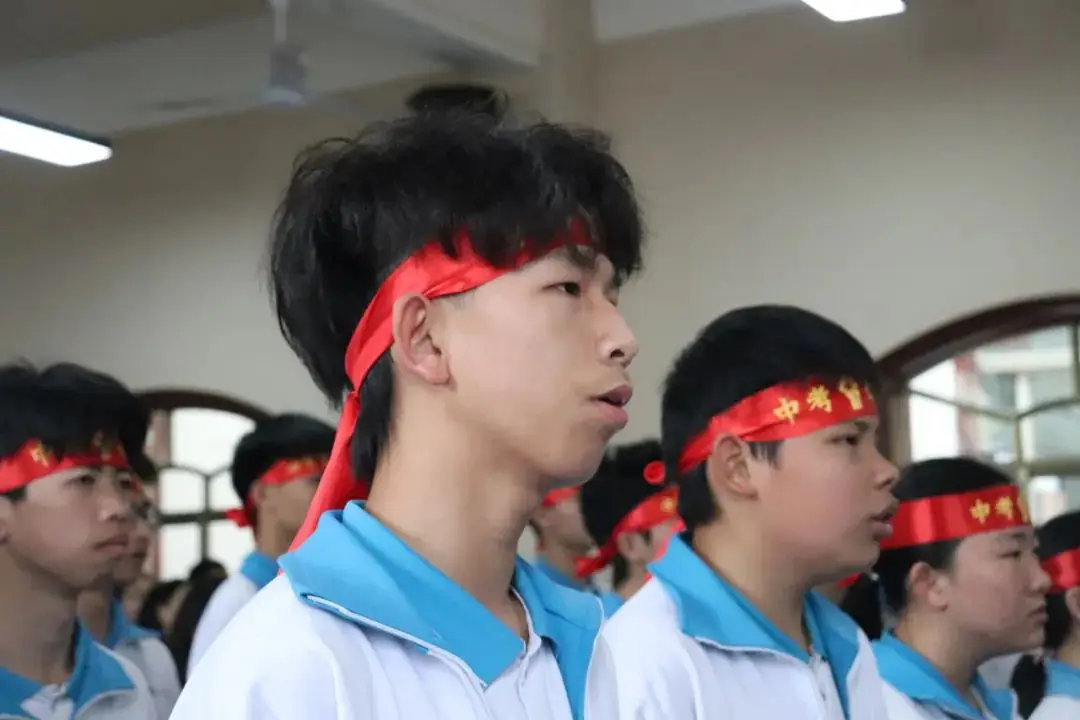 鏖战百日迎中考 踔厉奋发向未来丨博罗长城学校2024届中考百日誓师大会-第21张图片-四季读书网