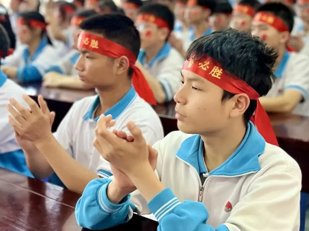 鏖战百日迎中考 踔厉奋发向未来丨博罗长城学校2024届中考百日誓师大会-第27张图片-四季读书网