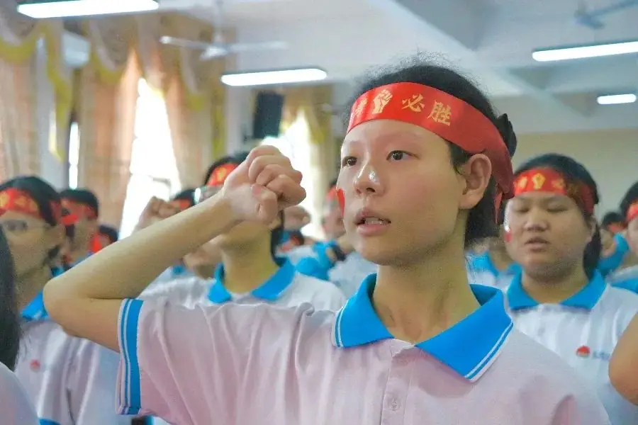 鏖战百日迎中考 踔厉奋发向未来丨博罗长城学校2024届中考百日誓师大会-第58张图片-四季读书网