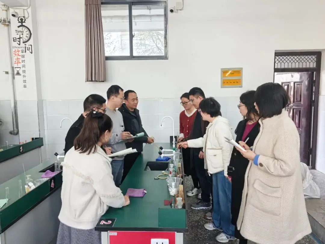 中考实验操作考试如何得满分?高新区理化生名师工作室来支招!-第1张图片-四季读书网 中考实验操作考试如何得满分?高新区理化生名师工作室来支招!-第1张图片-四季读书网