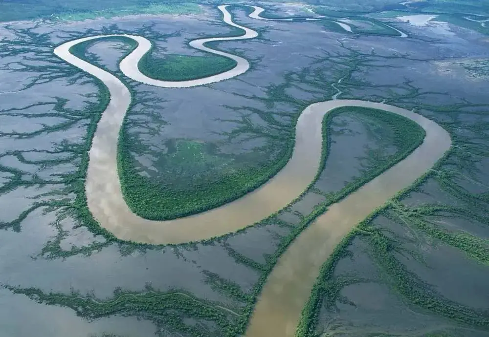 高考地理 | 地理中的特征类描述总结!-第2张图片-四季读书网