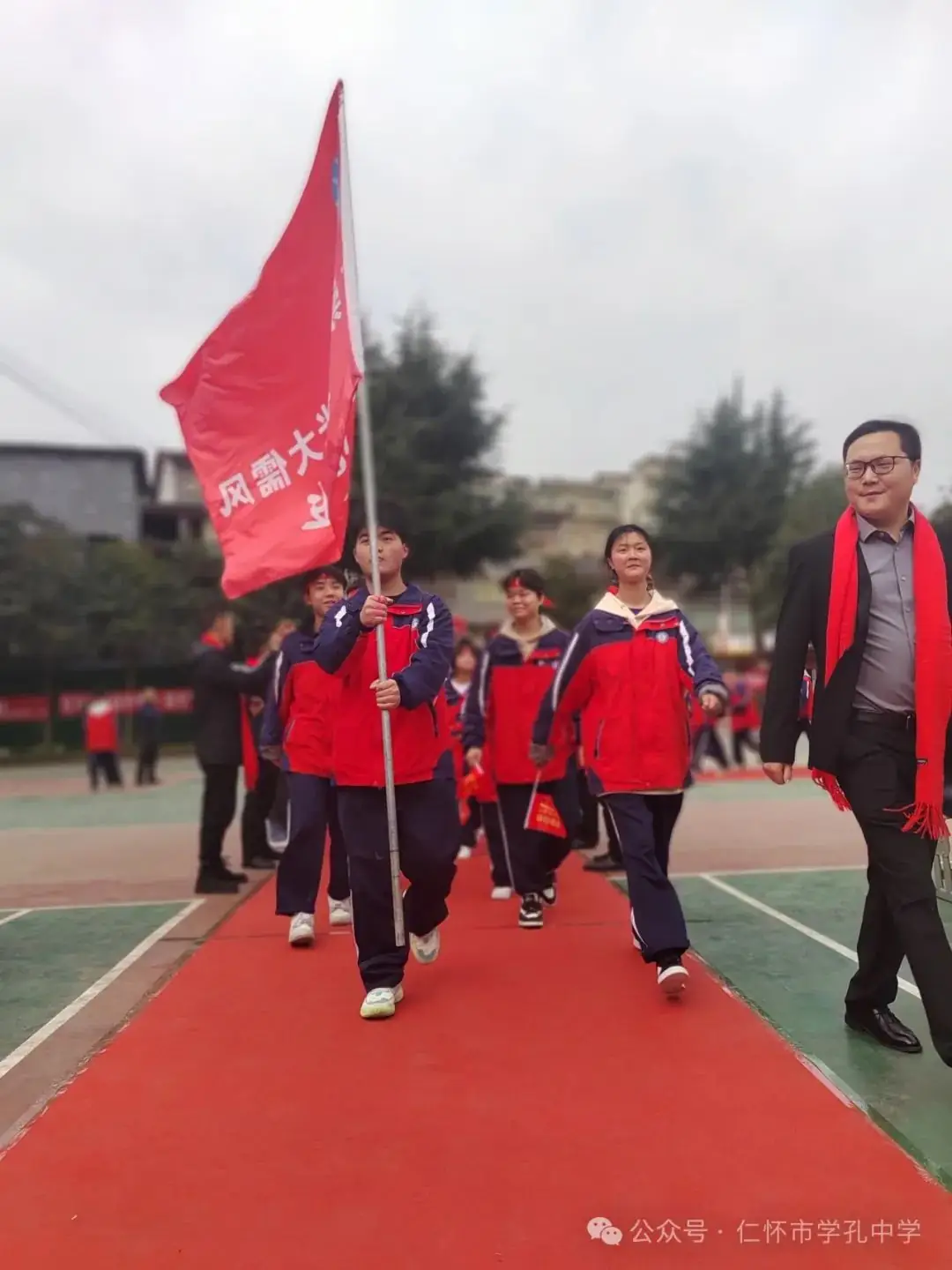 学孔中学举行中考冲刺百日誓师大会-第13张图片-四季读书网