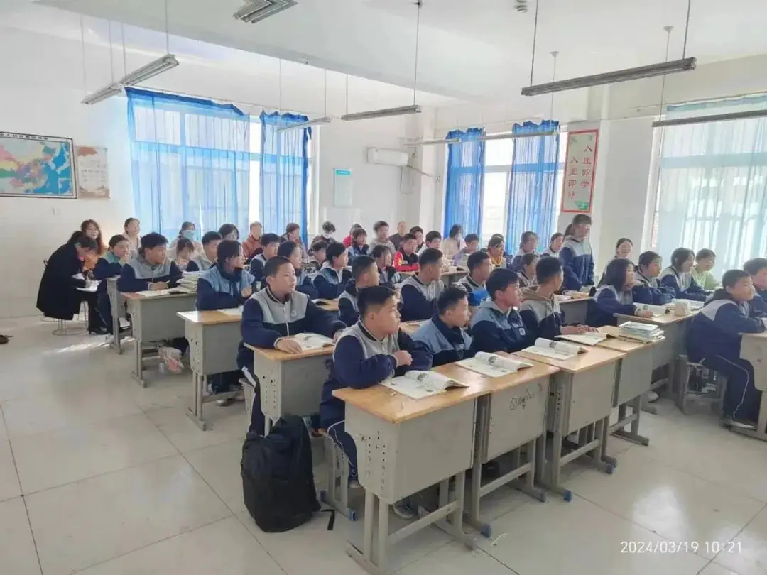 中考研讨出实招   区域教研见实效——姜店中学生物教学独树一帜-第5张图片-四季读书网