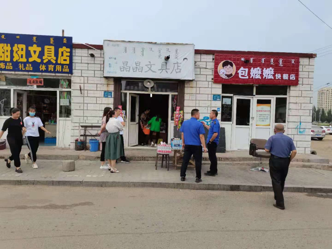 东胜城管整治考点周边环境 为中考保驾护航-第5张图片-四季读书网 东胜城管整治考点周边环境 为中考保驾护航-第5张图片-四季读书网