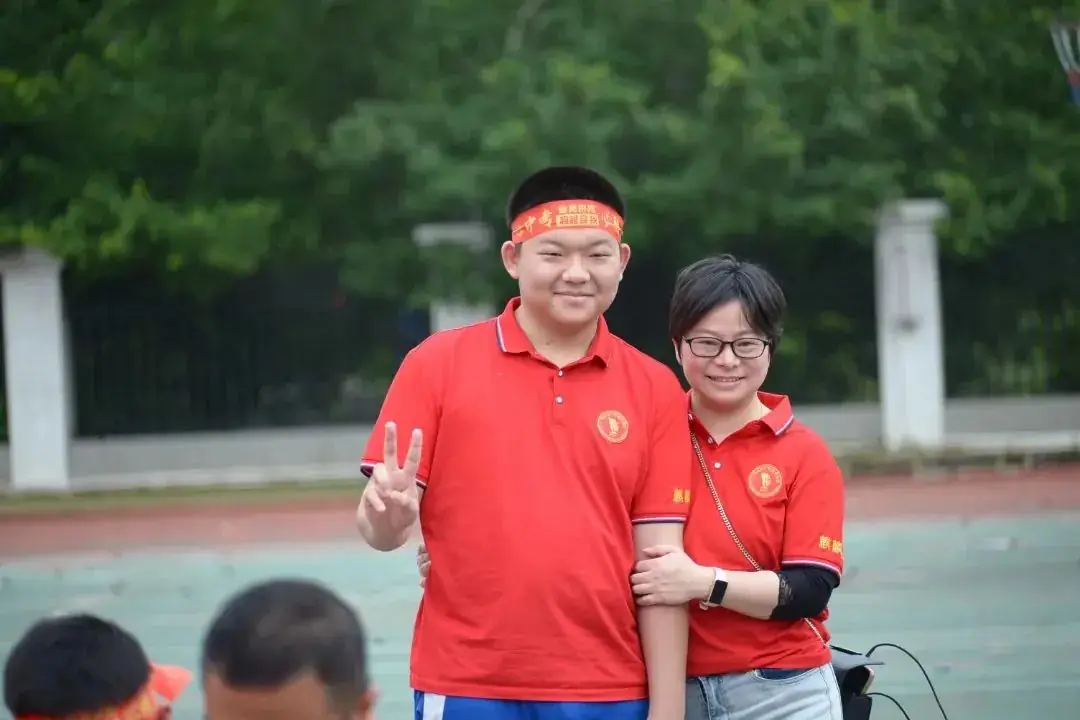 2024,中考百日誓师大会-第61张图片-四季读书网