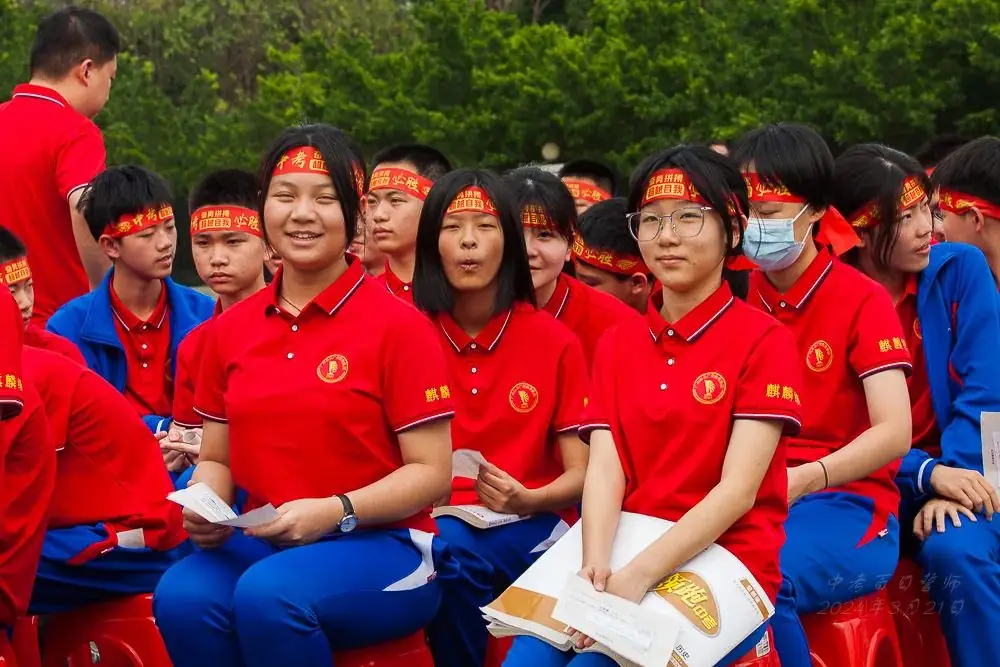 2024,中考百日誓师大会-第78张图片-四季读书网