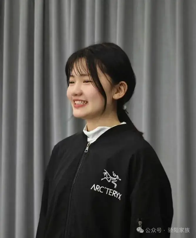 中考播音全真模拟考试圆满落幕,学生们展现出色风采!-第10张图片-四季读书网 中考播音全真模拟考试圆满落幕,学生们展现出色风采!-第10张图片-四季读书网