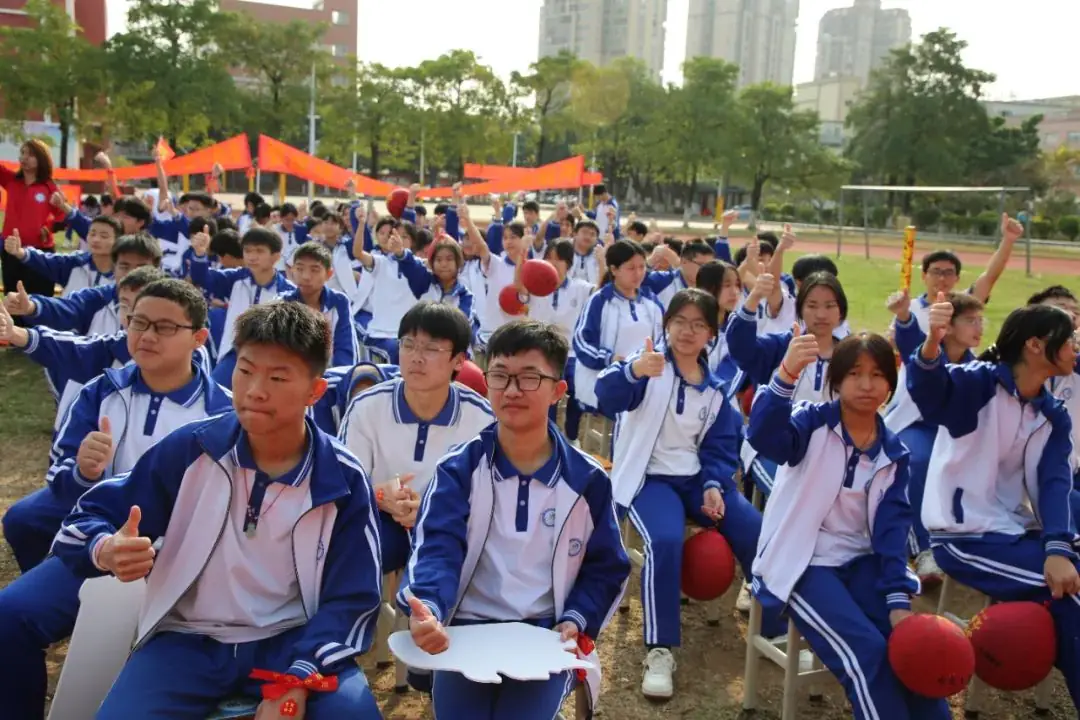 奋战百日 决胜中考 —— 九潭中学2024届中考百日誓师大会圆满举行-第20张图片-四季读书网