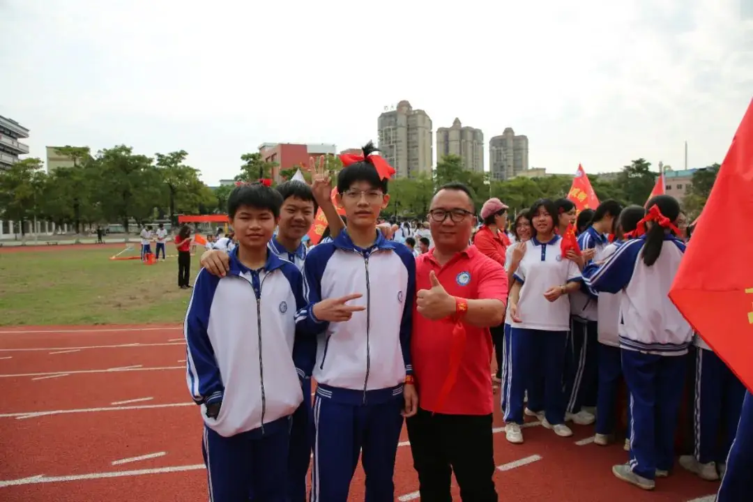 奋战百日 决胜中考 —— 九潭中学2024届中考百日誓师大会圆满举行-第106张图片-四季读书网